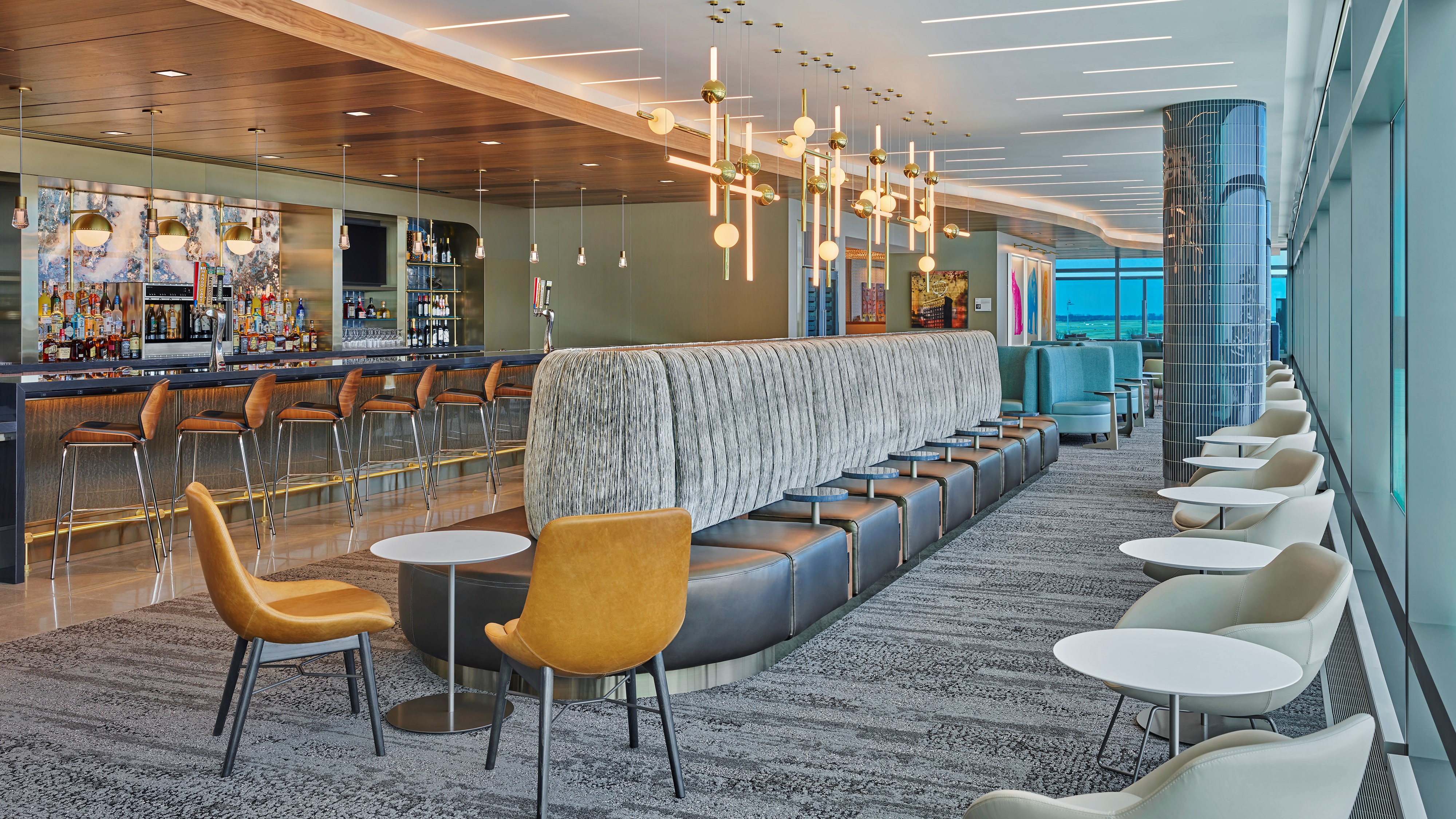 New Delta Sky Club at Kansas City Airport (MCI)