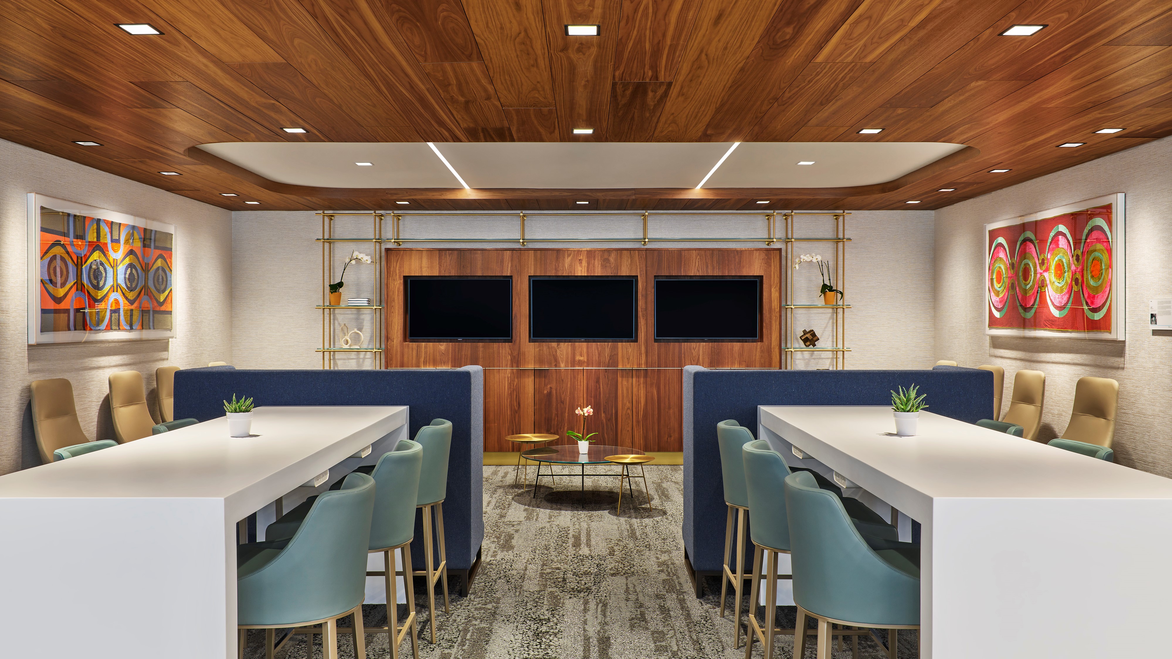 New Delta Sky Club at Kansas City Airport (MCI)